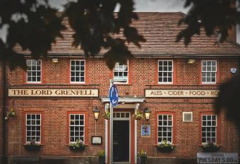 The Lord Grenfell allows 18 year olds to book a room