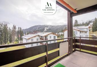 Rehwiesa Studio C24 allows 18 year olds to book a room