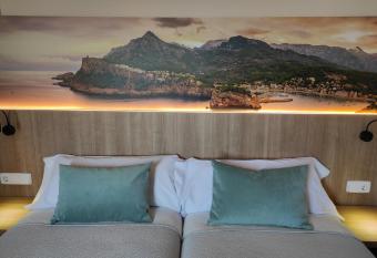 Hostal Nadal allows 18 year olds to book a room