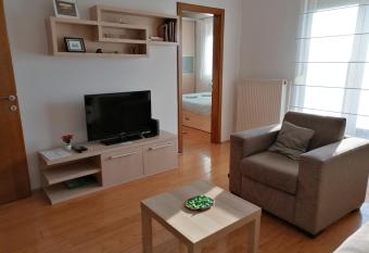 Apartman Breza has Balcony rooms