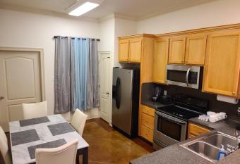 Villa 6 has Balcony rooms