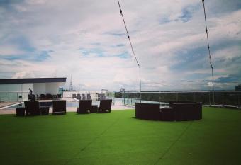 Jeff and Ricky Homestay Kozi Square allows 18 year olds to book a room