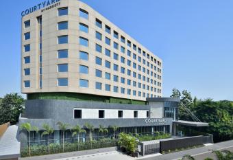 Courtyard by Marriott Nashik allows 18 year olds to book a room