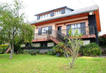 Maison de 6 chambres avec vue sur la mer jardin clos et wifi a La Plaine des Cafres has Balcony rooms