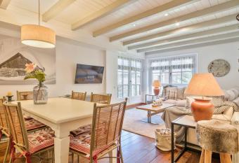 Luderna - Apartamento Val de Ruda B82 Dera M  u has Balcony rooms