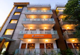 Zostel Rishikesh, Tapovan allows 18 year olds to book a room