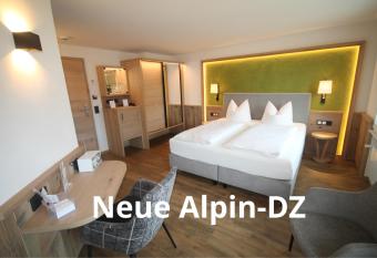 Genuss- und Wellnesshotel Bercher has Balcony rooms