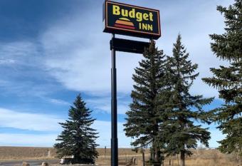 Budget Inn Laramie allows 18 year olds to book a room