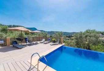 Can Tamany has Balcony rooms