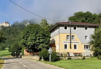 TheCrossing Bed & Breakfast allows 18 year olds to book a room