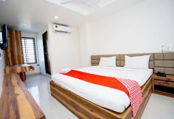 Itsy By Treebo - Silvotel Stays allows 18 year olds to book a room