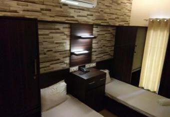 Homestays Ludhiana has Balcony rooms