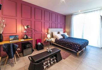 SMARTFIT HOUSE a unique B&B experience in Pescara allows 18 year olds to book a room