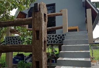 JOGLOPARI GuestHouse room 2 bukan untuk pasangan non pasutri has Balcony rooms