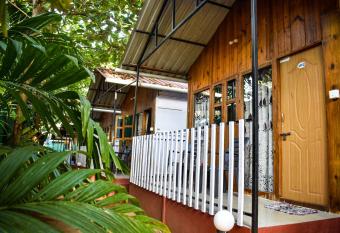 Palolem Cottages has Balcony rooms