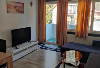 Venice Apartment has Balcony rooms