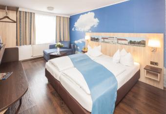 Hotel Blauer Karpfen allows 18 year olds to book a room