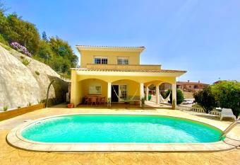 3 bedrooms villa with private pool enclosed garden and wifi at Vidreres 8 km away from the beach has Balcony rooms