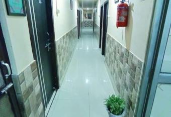 D.D Lodge has Smoking/Balcony rooms