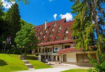 Idila has Balcony rooms