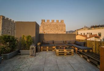 Sea-City Life has Balcony rooms