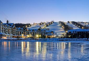 Snowbridge has Balcony rooms