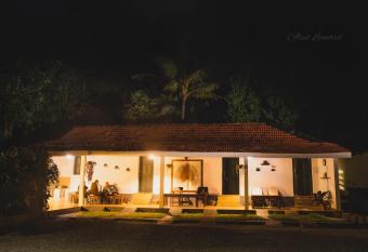 Back To Nest Homestay has Balcony rooms