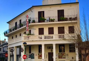 Hostal Atlanta has Balcony rooms