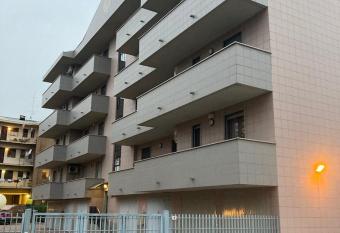 la nostra casa... allows 18 year olds to book a room