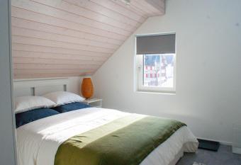 Budget rooms Pilatusbahn - Alpnachstad allows 18 year olds to book a room