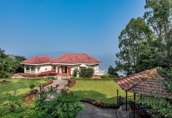 SaffronStays Valleys Edge, Panchgani has Balcony rooms