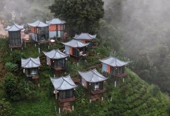 Twins Farm Resort has Balcony rooms