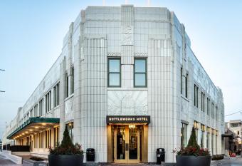 Bottleworks Hotel has Balcony rooms