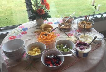 Taranaki Country Lodge allows 18 year olds to book a room