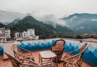 Joey s Hostel Rishikesh has Balcony rooms