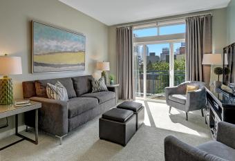 City Water View Oasis with Pool & Gym near Cruise in Heart of Seattle has Balcony rooms