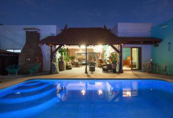 Aquamarina allows 18 year olds to book a room