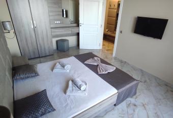 Ogosta Apartments has Balcony rooms