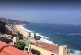 Encanto de Re  aca, vista al mar, a pasos de todo. has Balcony rooms