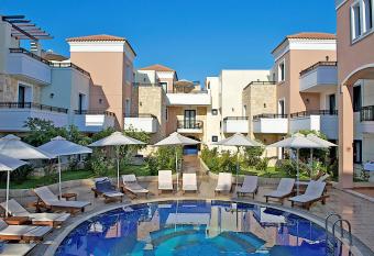 Atlantica Caldera Bay allows 18 year olds to book a room