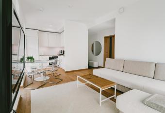      Street Premium Apartment with Terrace allows 18 year olds to book a room