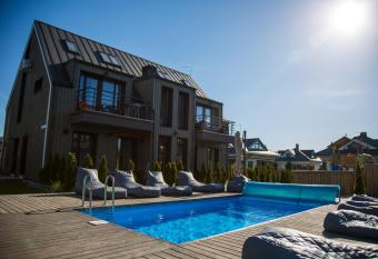 Lilly Apartment with Pool and Terrace allows 18 year olds to book a room