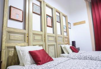 Cairo International Hostel Downtown allows 18 year olds to book a room