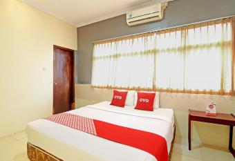 RedDoorz At Hotel Pakem Sari Kaliurang allows 18 year olds to book a room