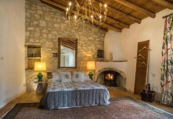 Casa Mia has Balcony rooms