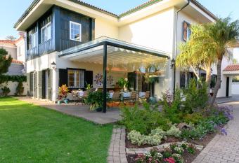 Hotel Boutique San Diego - Adults Only allows 18 year olds to book a room