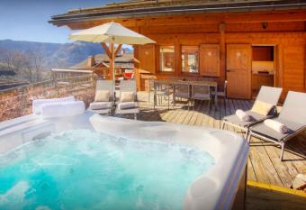 Chalet Alpachic - OVO Network has Balcony rooms