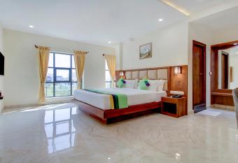 Treebo Trend The Meridian Stadium Road allows 18 year olds to book a room