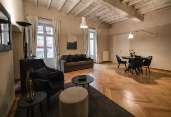 Le Dimore di Piazza has Balcony rooms