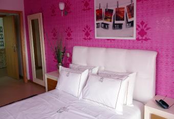 Jnane Yemma has Balcony rooms